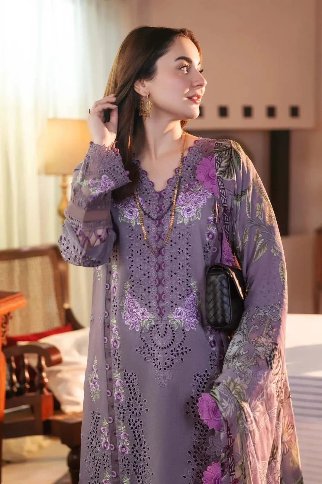 Lavender Elegance Embroidered 3 Piece Lawn Suit – Premium Women's Collection
